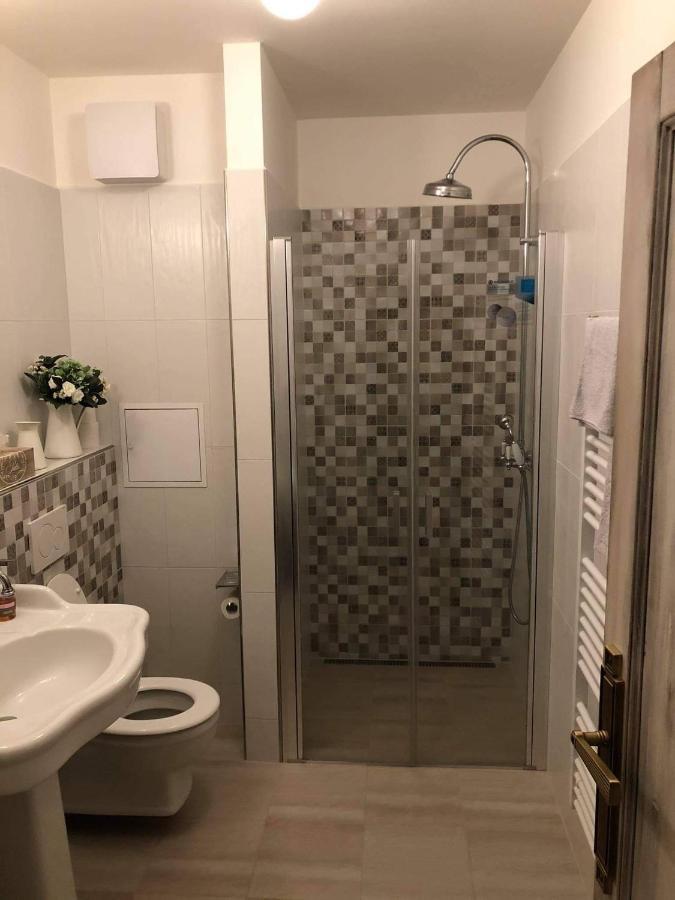 Poetic Apartment Микулов Екстериор снимка